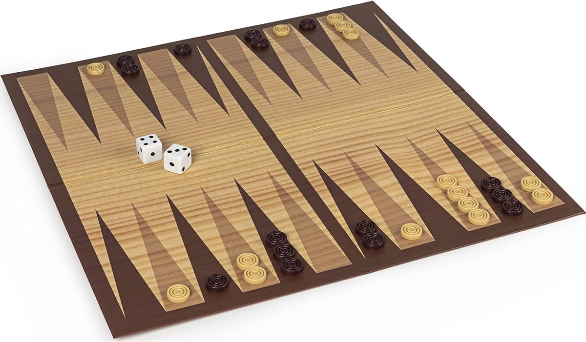 Joc table in cutie de carton