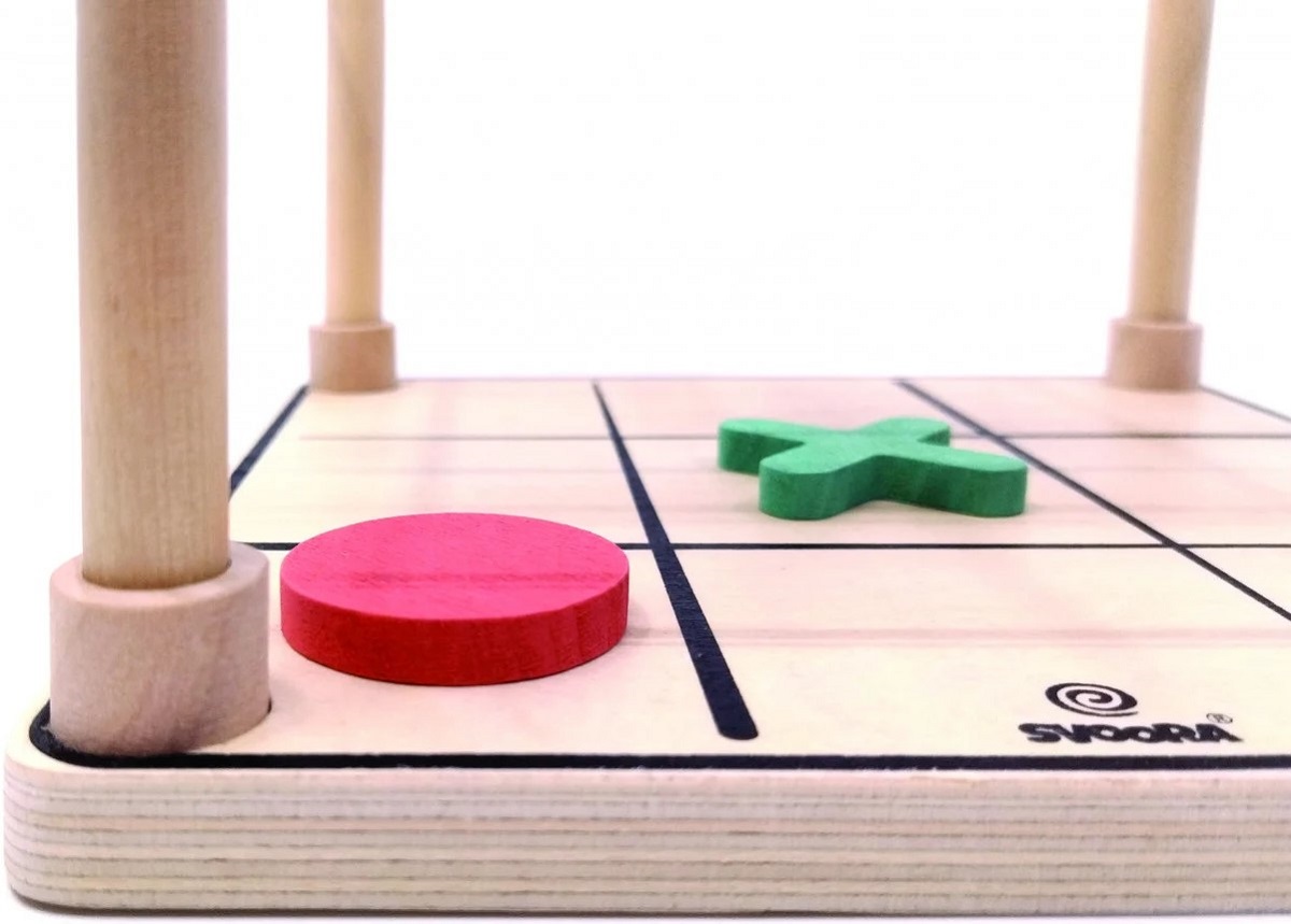 Joc X si O. Epic Tic Tac Toe 3D