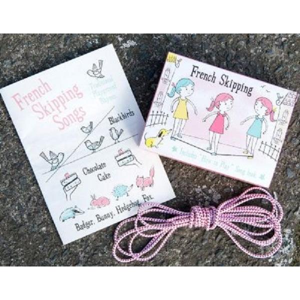 Joc cu elastic: French Skipping