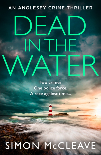 Dead in the Water - Simon Mccleave