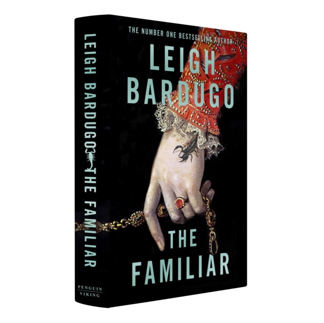 Familiar - Leigh Bardugo