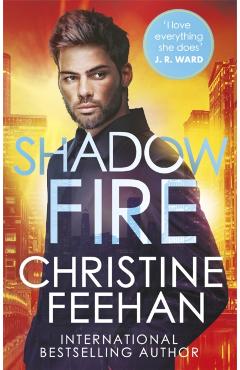 Coperta cărții 'Shadow Fire - Christine Feehan'