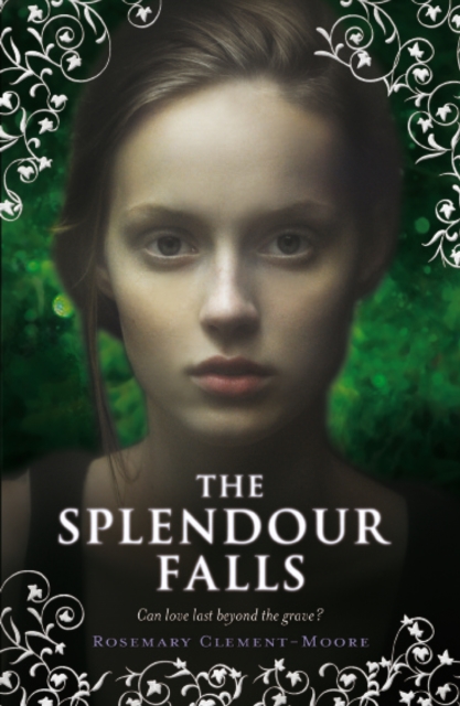Splendour Falls - Rosemary Clement-moore