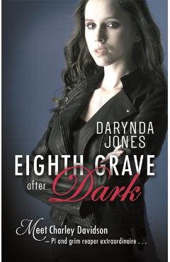 Coperta cărții 'Eighth Grave After Dark - Darynda Jones'