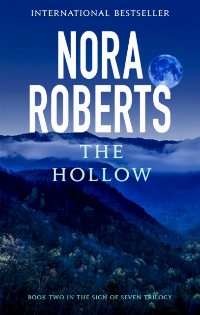 Hollow - Nora Roberts