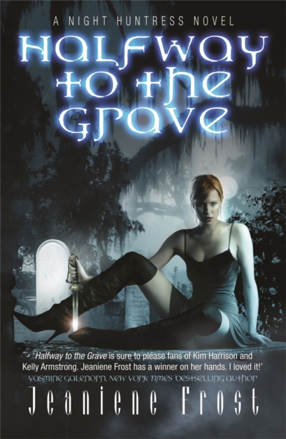 Halfway to the Grave - Jeaniene Frost