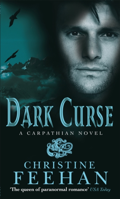 Dark Curse - Christine Feehan