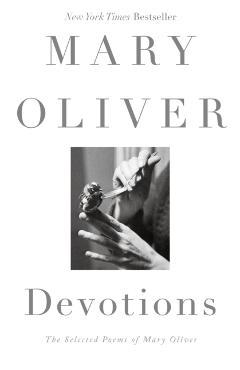 Coperta cărții 'Devotions - Mary Oliver'