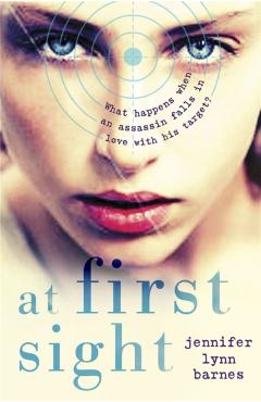 Coperta cărții 'At First Sight - Jennifer Lynn Barnes'