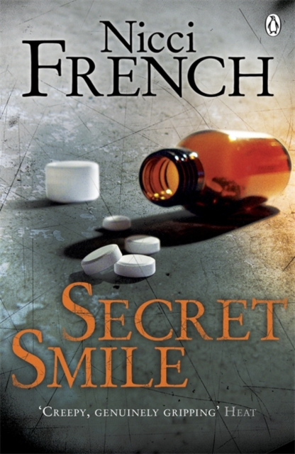 Secret Smile - Nicci French