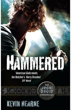 Coperta cărții 'Hammered - Kevin Hearne'