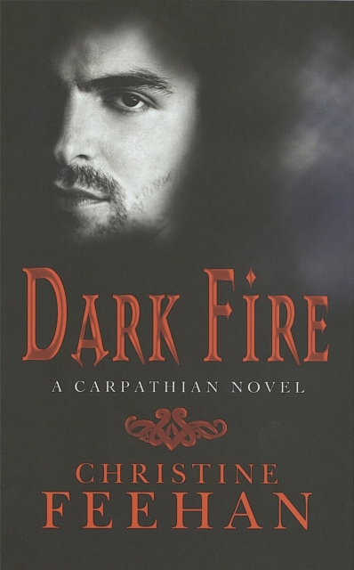 Dark Fire - Christine Feehan