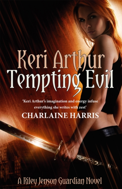 Tempting Evil - Keri Arthur