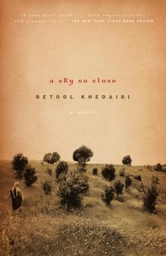 Coperta cărții 'A Sky So Close - Betool Khedairi'
