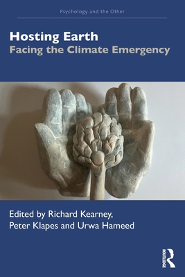 Coperta cărții 'Hosting Earth: Facing the Climate Emergency - Richard Kearney'