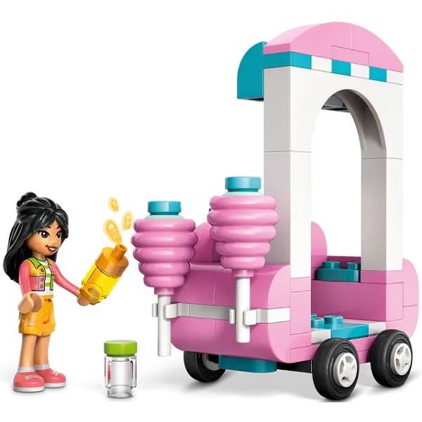 Lego Friends. Taraba cu vata de zahar si scuter