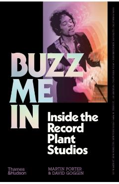 Coperta cărții 'Buzz Me In - Martin|goggin Porter'