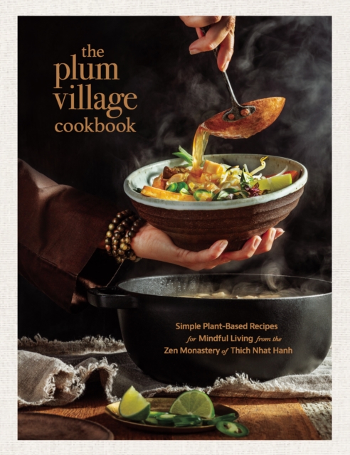 Coperta cărții 'The Plum Village Cookbook - Thich Nhat Hanh'