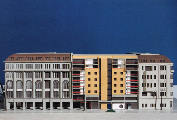 Coperta cărții 'Anything Goes? Berlin Architecture in the 1980s - Ursula Müller'
