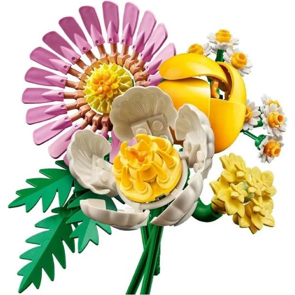 Lego Botanicals. Mic buchet de flori pastel