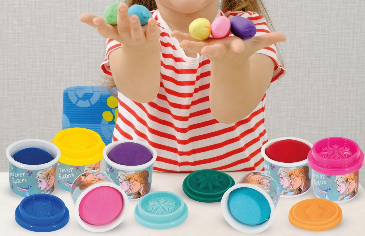 10 borcanase de plastilina. Frozen