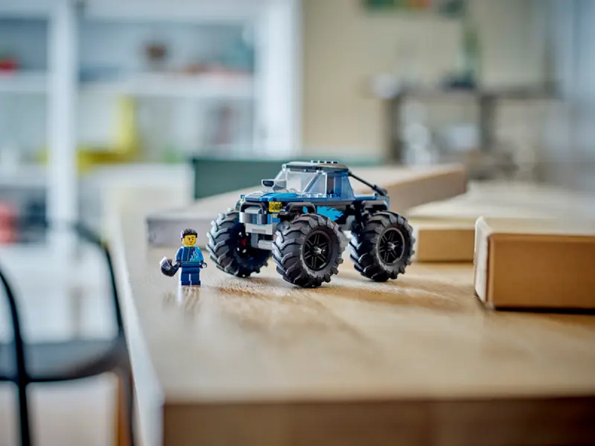 Lego City. Monster truck albastru