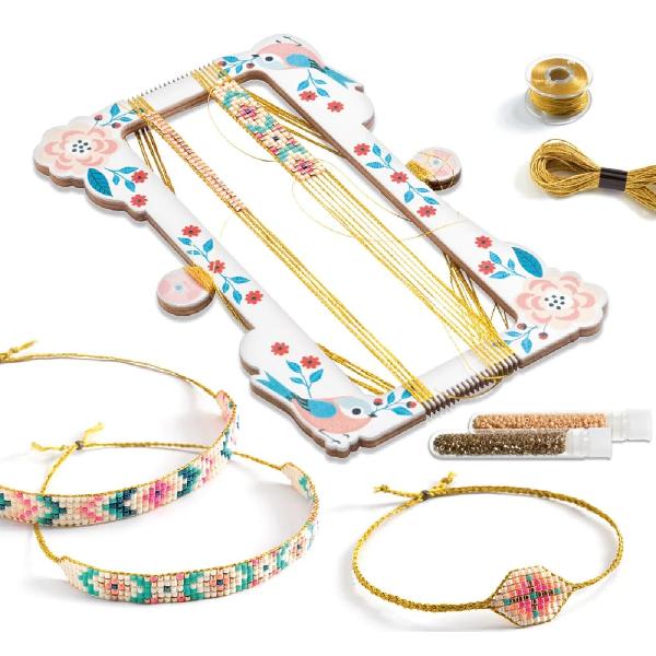 Atelier de confectionat bratari din margele