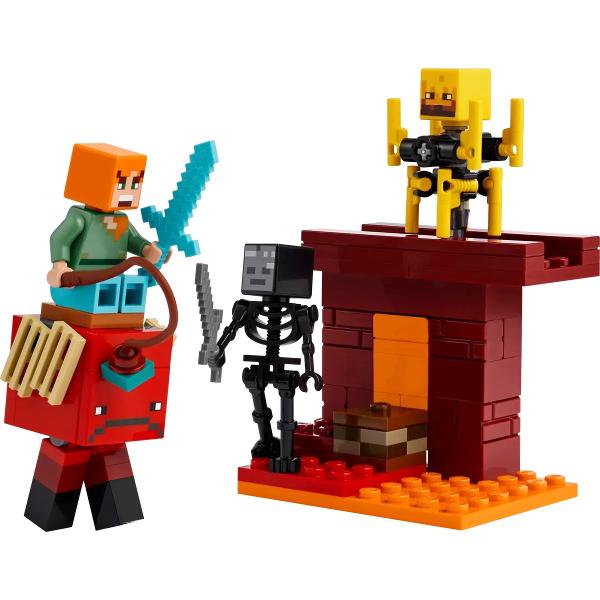 Lego Minecraft. Batalie deasupra lavei in Nether