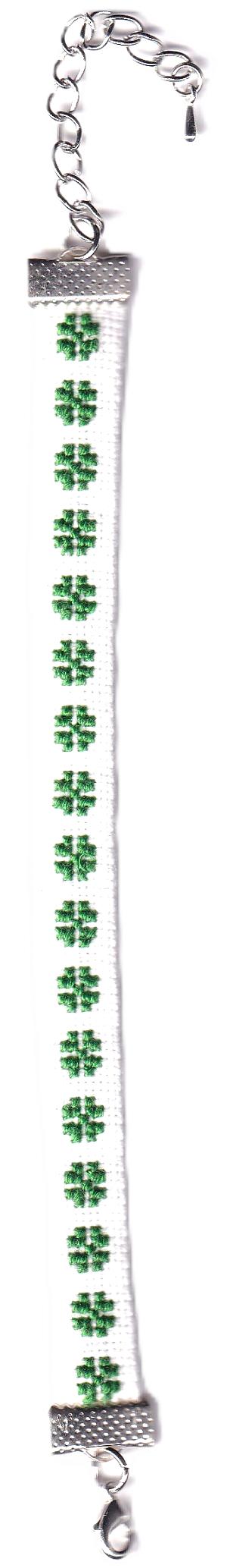 Bratara cusuta manual. Broderie verde