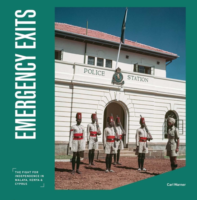 Coperta cărții 'Emergency Exits - Carl Warner'