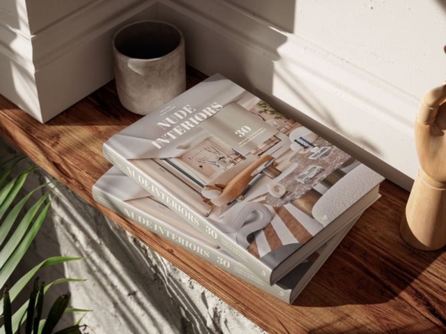 Coperta cărții 'SLOW HOME. Interiors and Lifestyle in Harmony with Time - Sergio Asensio'