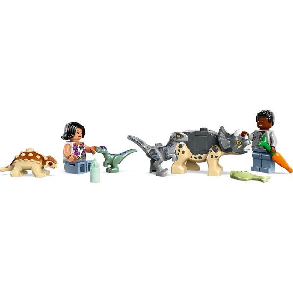 Lego Jurassic World. Centru de salvare pentru pui de dinozaur