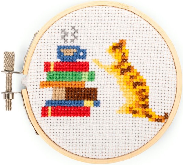 Mini kit de brodat: Pisica