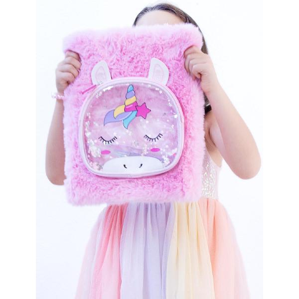 Planner gigant cu coperta pufoasa si poseta detasabila: Girabrilla unicorn