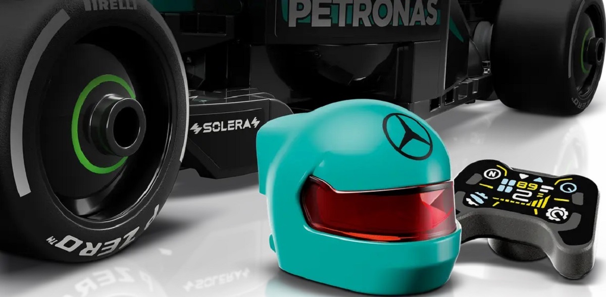 Lego Speed Champions: Masina de curse Formula 1. Mercedes-AMG W15