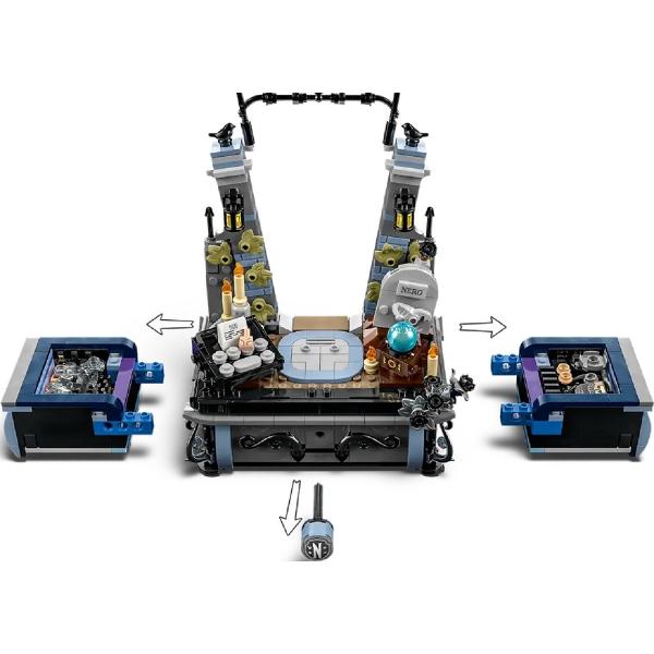 Lego Wednesday: Figurina Wednesday Addams
