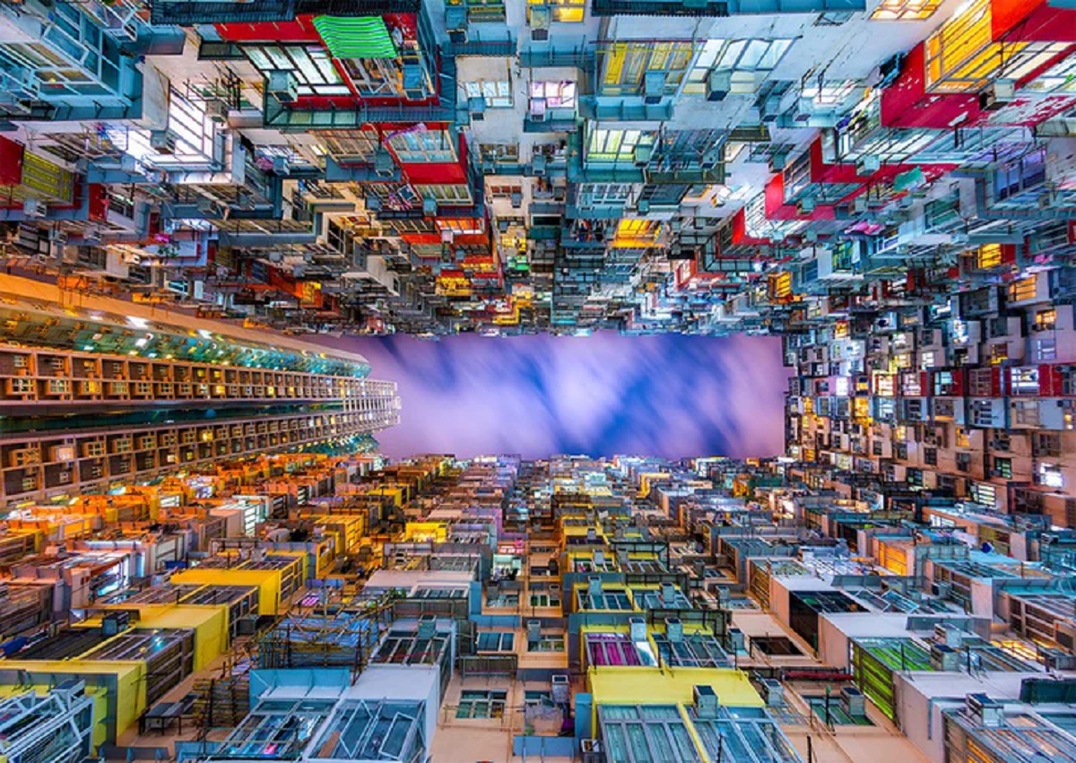 Puzzle 1000: Colorful Apartment Buildings. Hong Kong