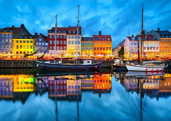 Puzzle 1000: Copenhagen Old Harbor