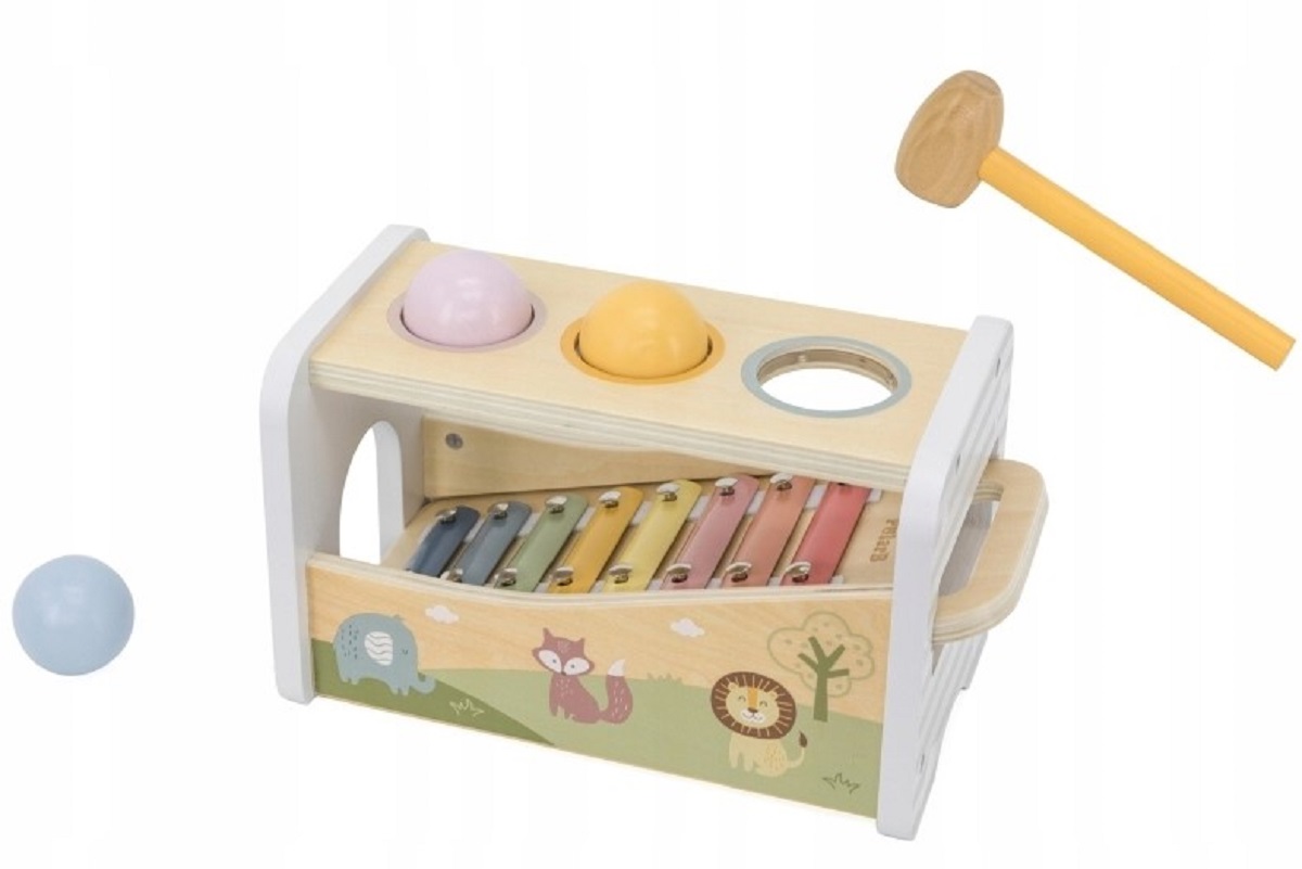 Masa de lucru si xilofon. Pounding Bench and Xylophone