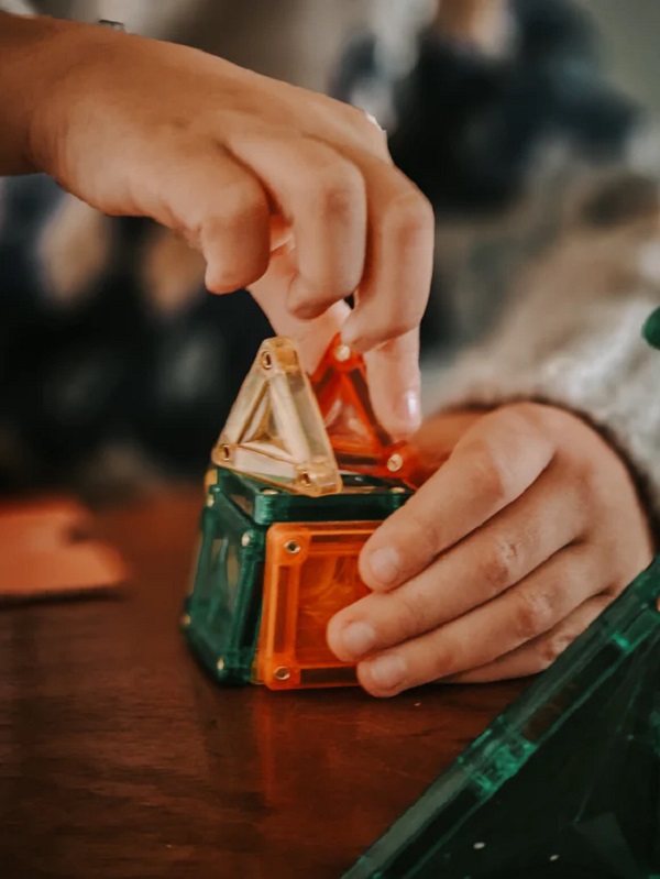 Calendar Advent 37 piese. Kit STEM