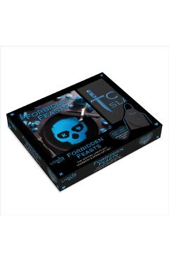 Forbidden Feasts: The Official Lights Out Cookbook and Apron Gift Set: By Navessa Allen - Navessa Allen