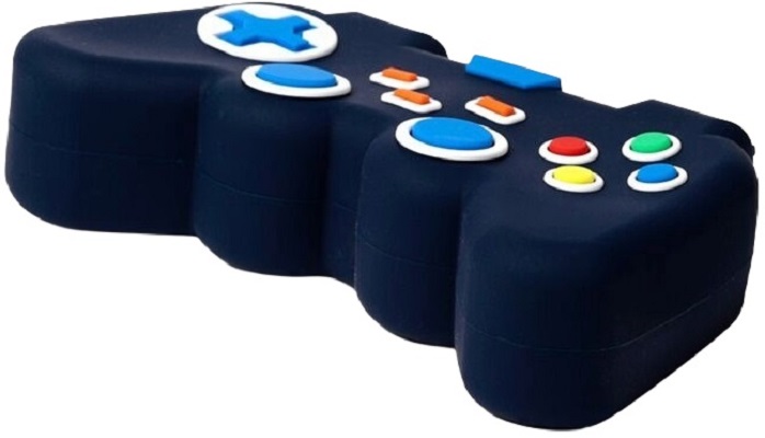 Penar: Game Over. Controller