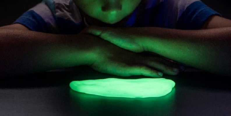 Laboratorul de slime fosforescent. Kit educativ STEM