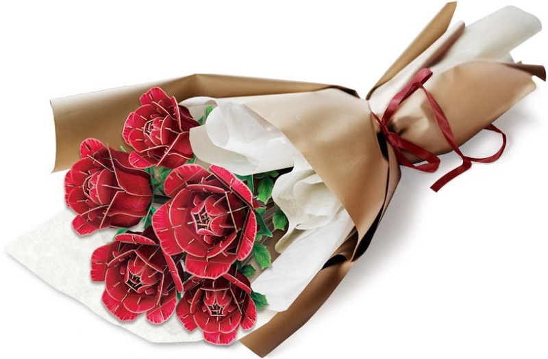 Puzzle 3D: Buchet de flori. Trandafiri