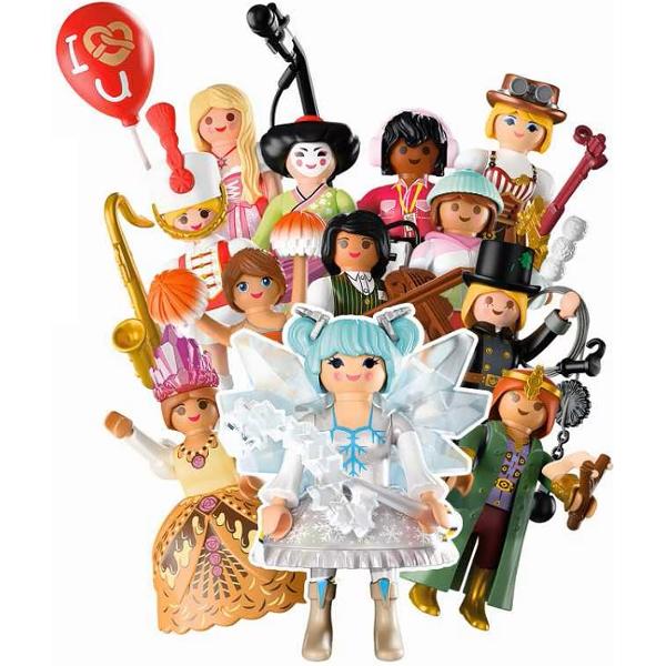 Figurine fete cu accesorii interschimbabile