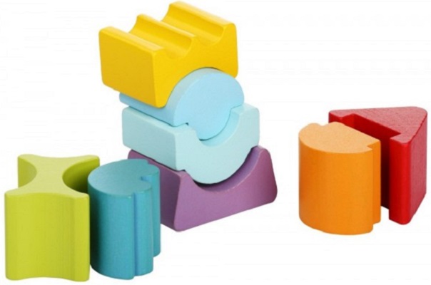 Jucarie din lemn - Turn flexibil