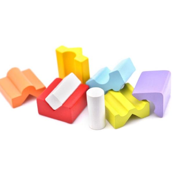 Jucarie din lemn: Turn