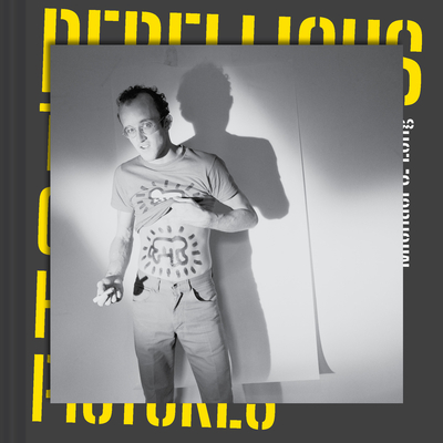 Coperta cărții 'Rebellious: The Story of Keith Haring in 12 Pictures - Michael G. Long'