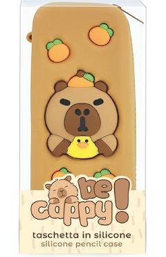 Poza produsului Penar cu model in relief. Capybara cu ratusca si portocale