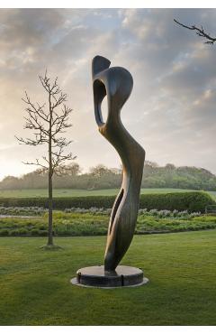Coperta cărții 'Henry Moore: Monumental Nature - Laura|barassi Bruni'